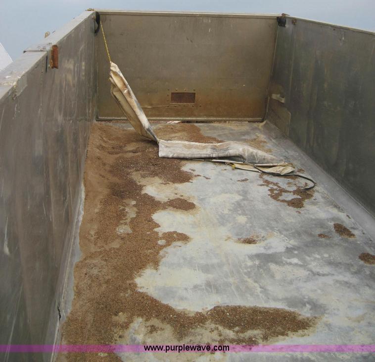 image for item 1950 1979 CMC 30' aluminum end dump trailer