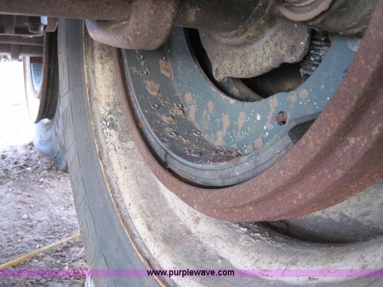 image for item 1950 1979 CMC 30' aluminum end dump trailer