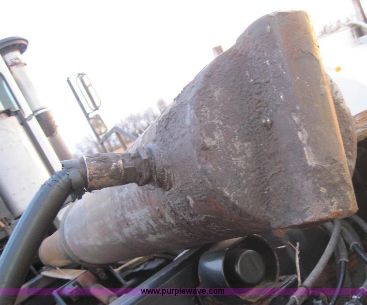 image for item 1950 1979 CMC 30' aluminum end dump trailer