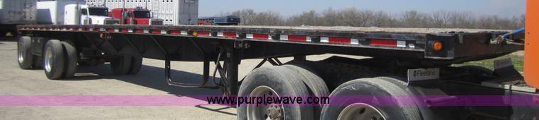 image for item 3848 1993 Great Dane 48' steel flatbed trailer