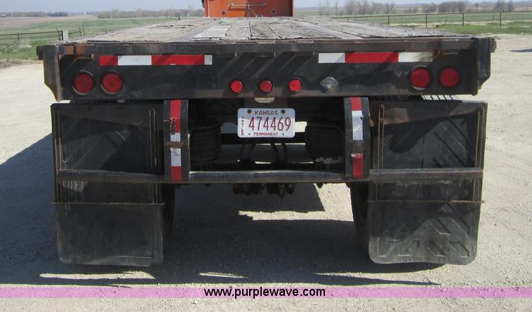 image for item 3848 1993 Great Dane 48' steel flatbed trailer