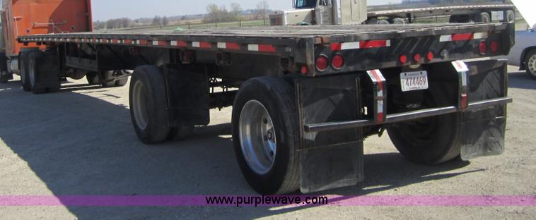 image for item 3848 1993 Great Dane 48' steel flatbed trailer