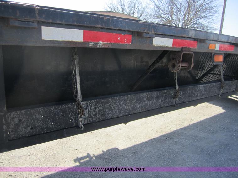 image for item 3848 1993 Great Dane 48' steel flatbed trailer