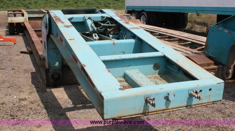 image for item 4723 1991 Load King lowboy trailer