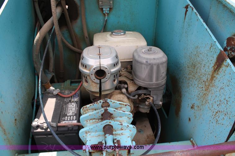 image for item 4723 1991 Load King lowboy trailer