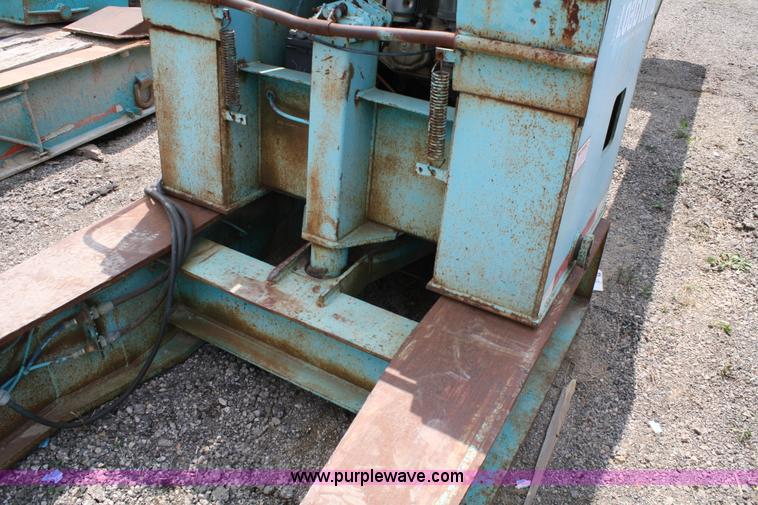 image for item 4723 1991 Load King lowboy trailer