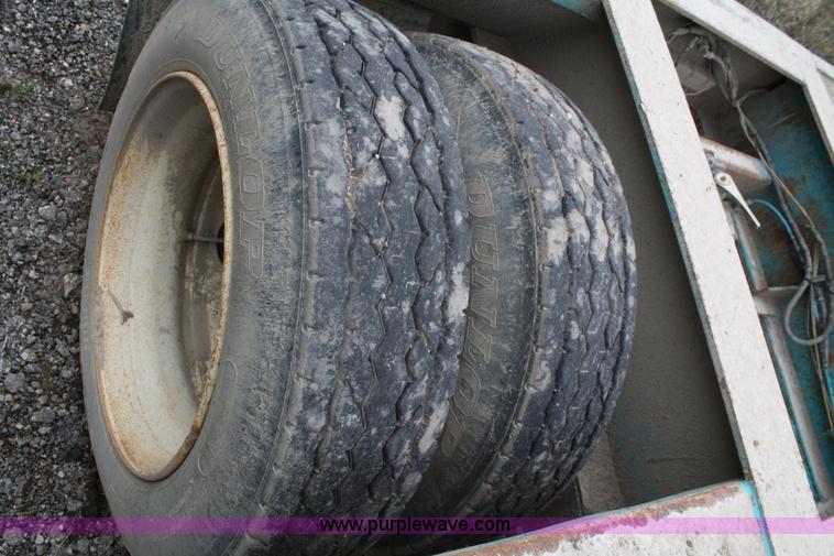 image for item 4724 1992 Trail King lowboy trailer