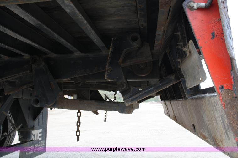 image for item 4908 1994 Ford LTS8000 Rollback semi truck