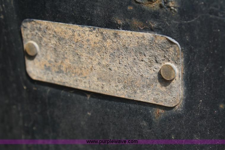 image for item 4908 1994 Ford LTS8000 Rollback semi truck