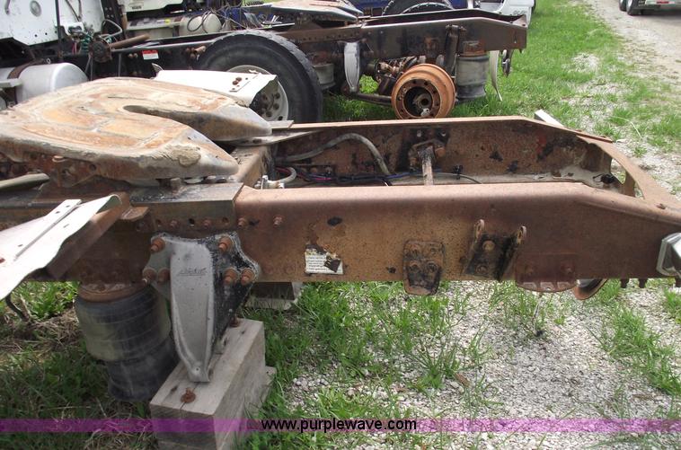 image for item 5370 2005 Freightliner CL120 semi truck