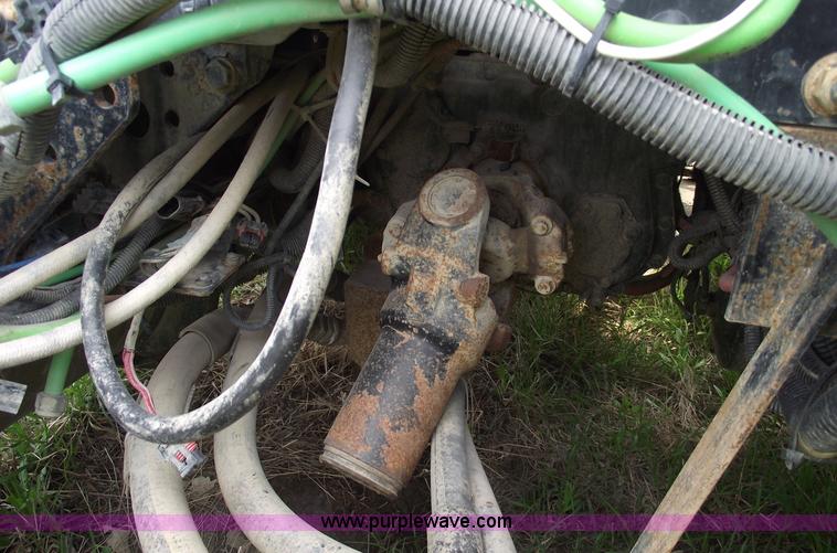 image for item 5370 2005 Freightliner CL120 semi truck