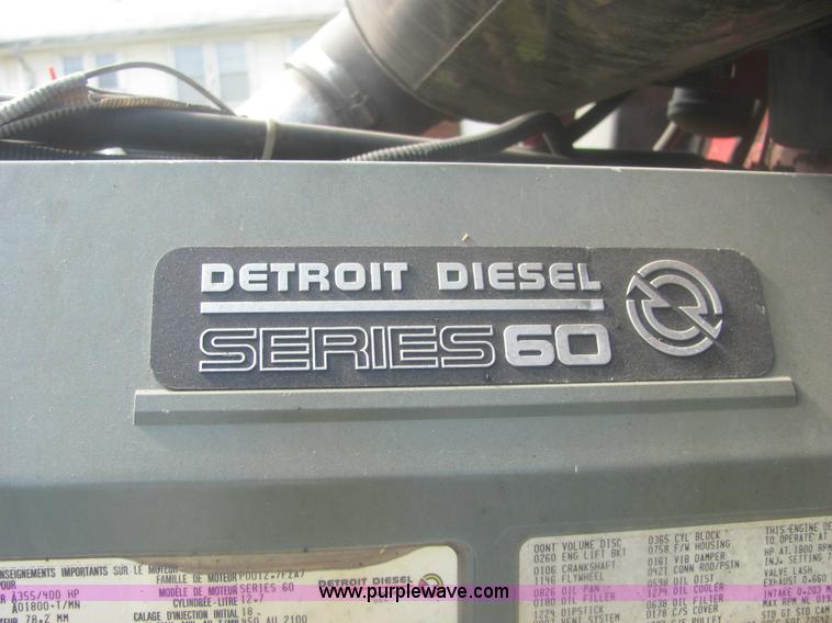 image for item 6949 1993 Freightliner FLD120 semi truck