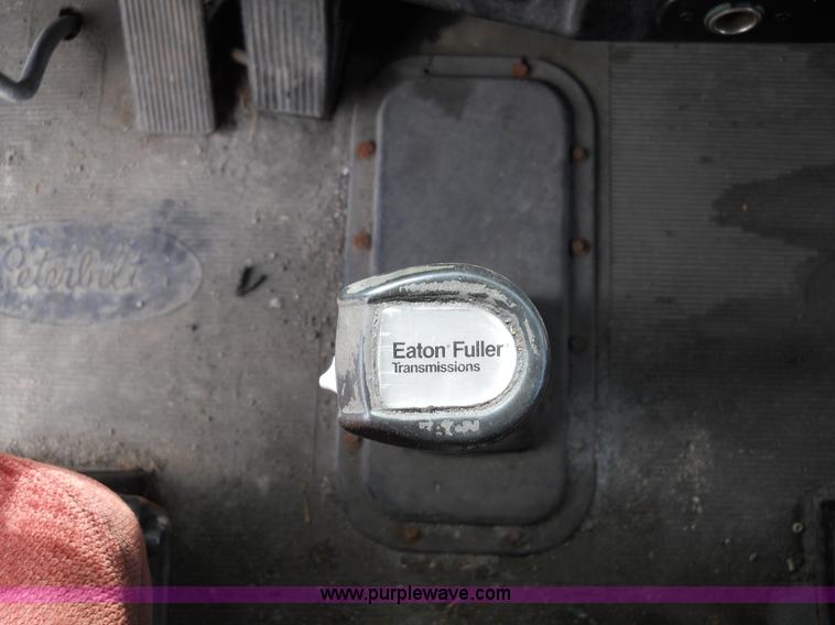 image for item 7845 1997 Peterbilt 378 semi truck