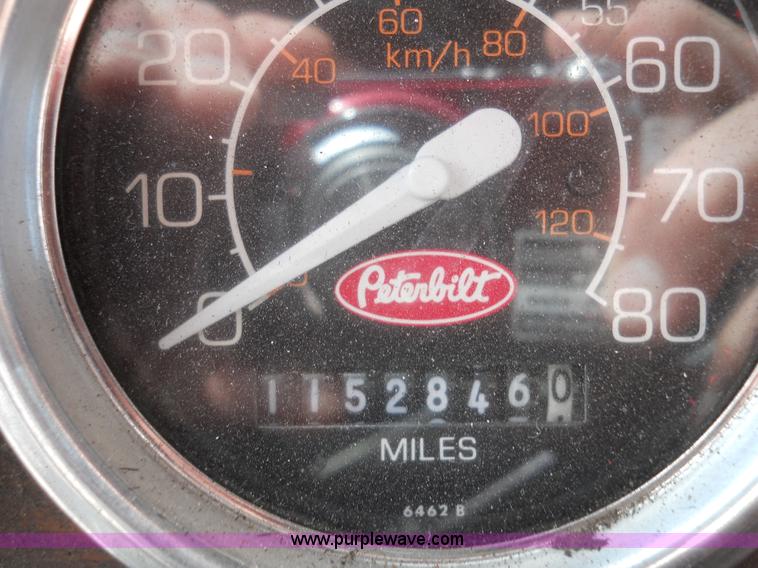 image for item 7845 1997 Peterbilt 378 semi truck