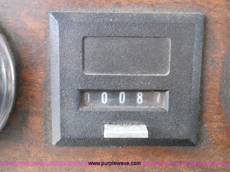 image for item 7845 1997 Peterbilt 378 semi truck