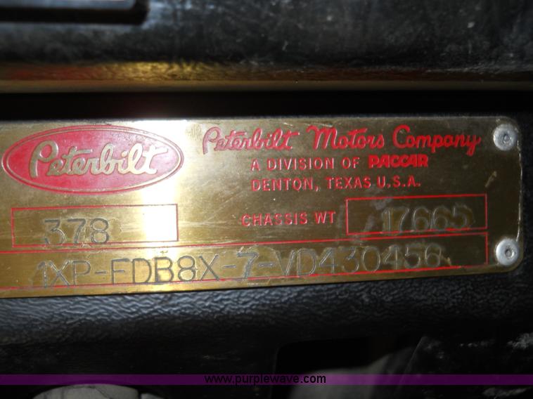 image for item 7845 1997 Peterbilt 378 semi truck