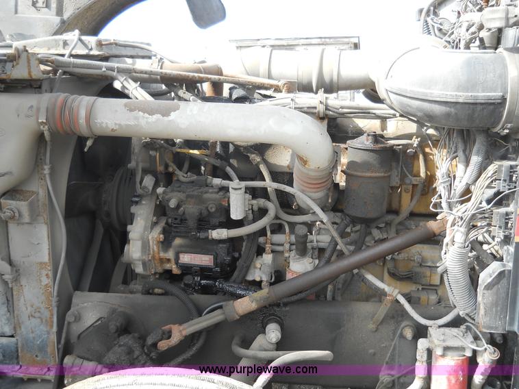 image for item 7845 1997 Peterbilt 378 semi truck