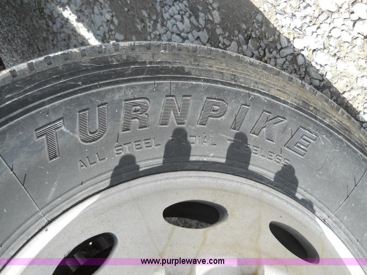 image for item 7845 1997 Peterbilt 378 semi truck