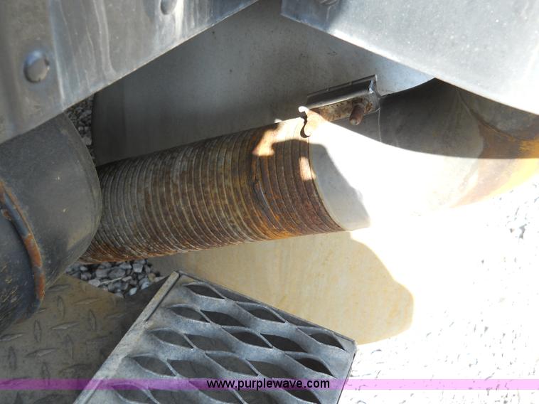 image for item 7845 1997 Peterbilt 378 semi truck