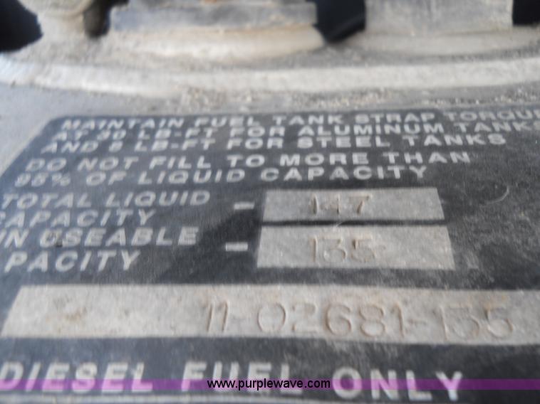 image for item 7845 1997 Peterbilt 378 semi truck