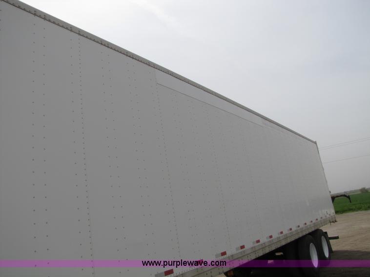 image for item 8547 2005 Strick 53' dry van semi trailer