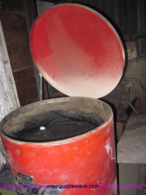 Kutrieb waste oil heater in Lyons, KS | Item 1950 sold | Purple Wave