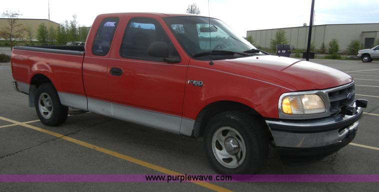 image for item 2034 1997 Ford F150 XL extended cab pickup truck