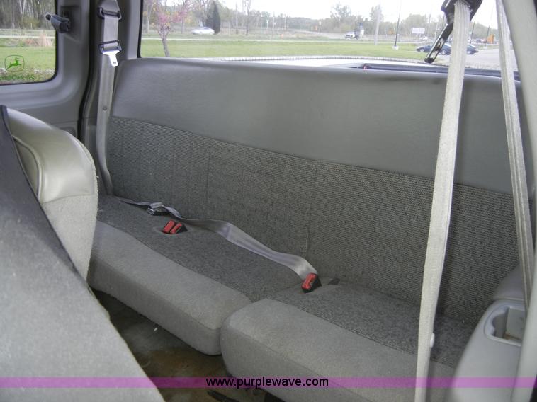 image for item 2034 1997 Ford F150 XL extended cab pickup truck