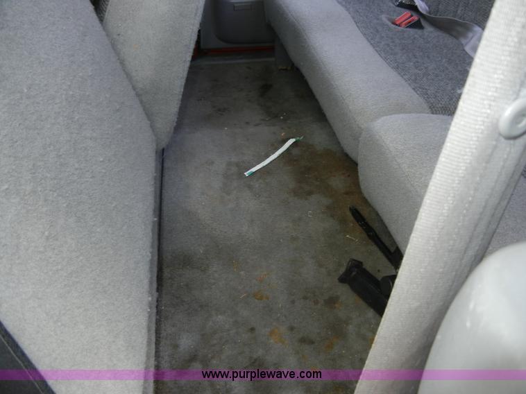 image for item 2034 1997 Ford F150 XL extended cab pickup truck