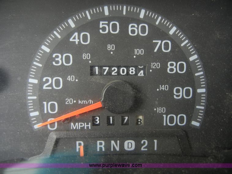 image for item 2034 1997 Ford F150 XL extended cab pickup truck