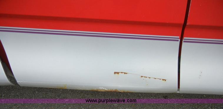 image for item 2034 1997 Ford F150 XL extended cab pickup truck