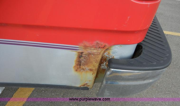 image for item 2034 1997 Ford F150 XL extended cab pickup truck