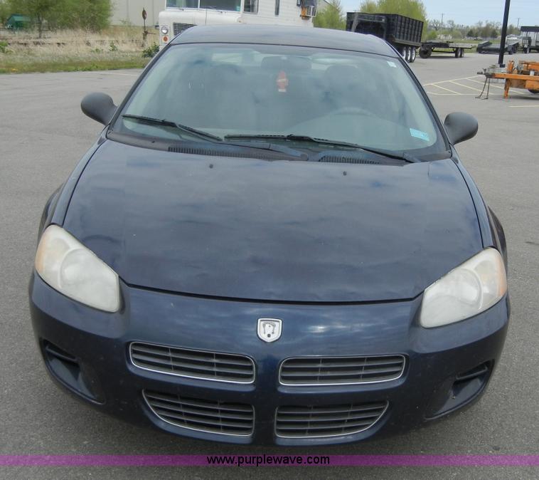 image for item 2060 2002 Dodge Stratus SXT
