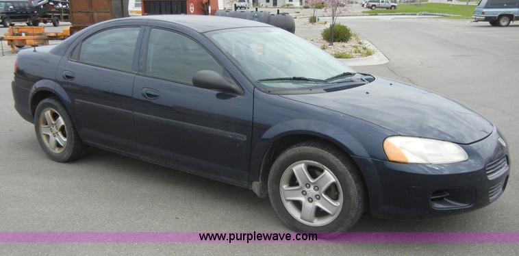 image for item 2060 2002 Dodge Stratus SXT