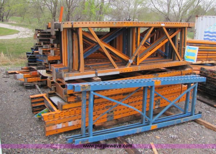 image for item 2457 (10) 30" x 8' sections pallet racking