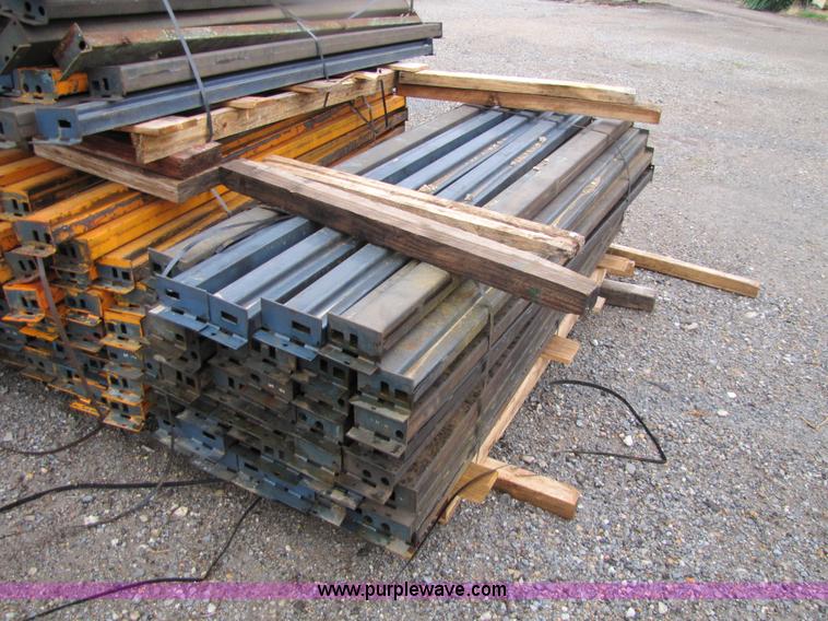image for item 2457 (10) 30" x 8' sections pallet racking
