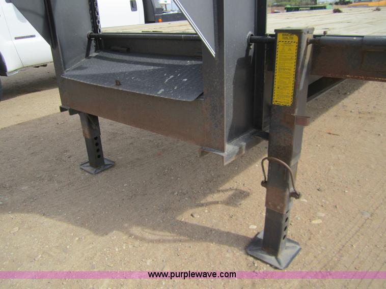 image for item 2976 2006 May 30' flatbed goose neck trailer