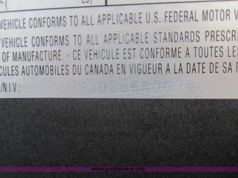 image for item 2976 2006 May 30' flatbed goose neck trailer