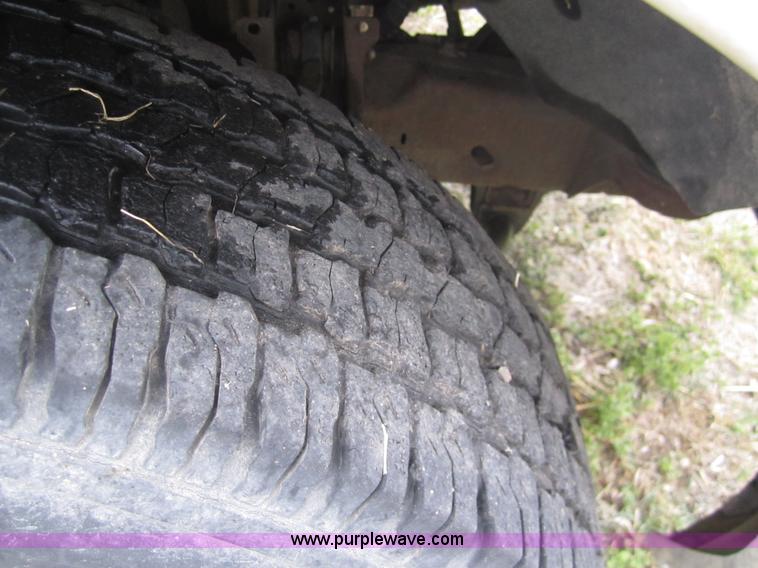 image for item 2985 2001 Ford F150 supercab pickup truck