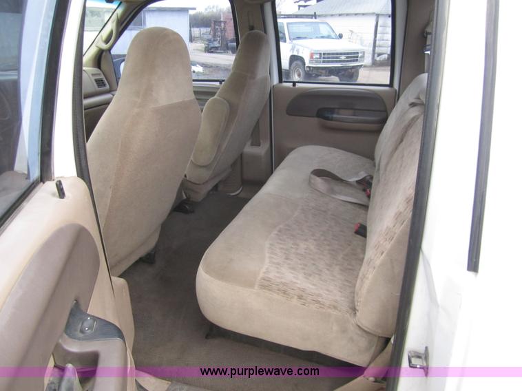 image for item 2987 1999 Ford F250 XLT crew cab pickup truck