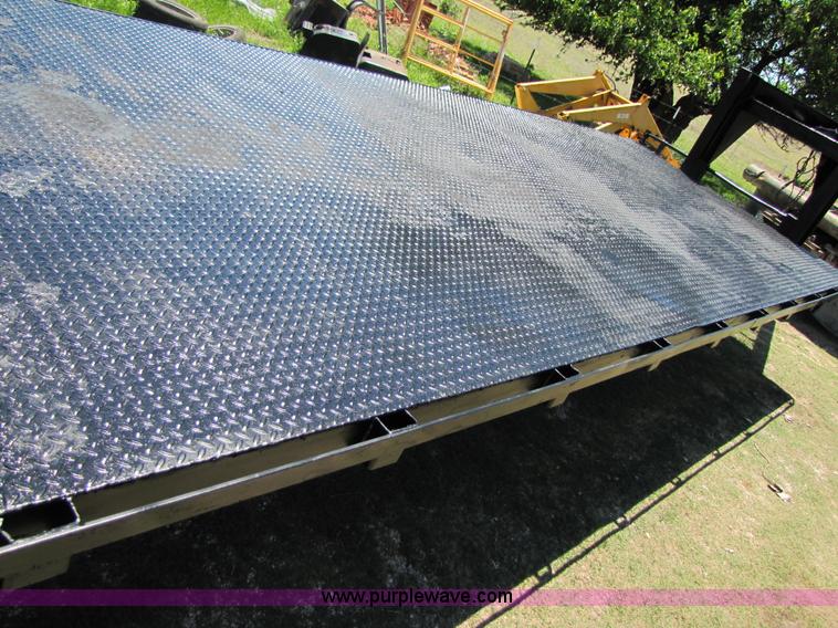 image for item 3440 2006 shop built 40' goose neck trailer