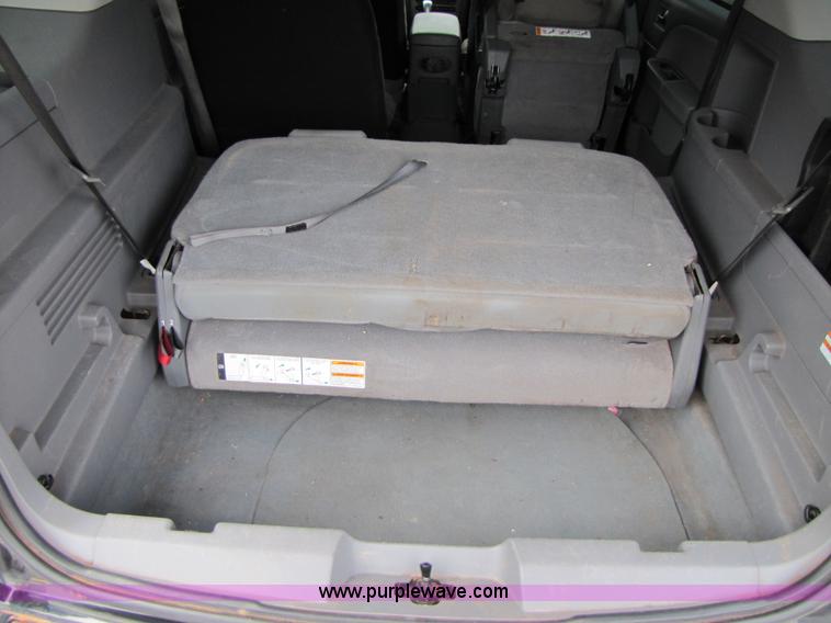 image for item 3444 2006 Ford Freestyle SE SUV