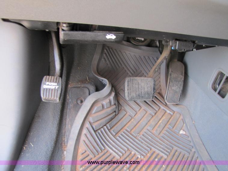 image for item 3444 2006 Ford Freestyle SE SUV