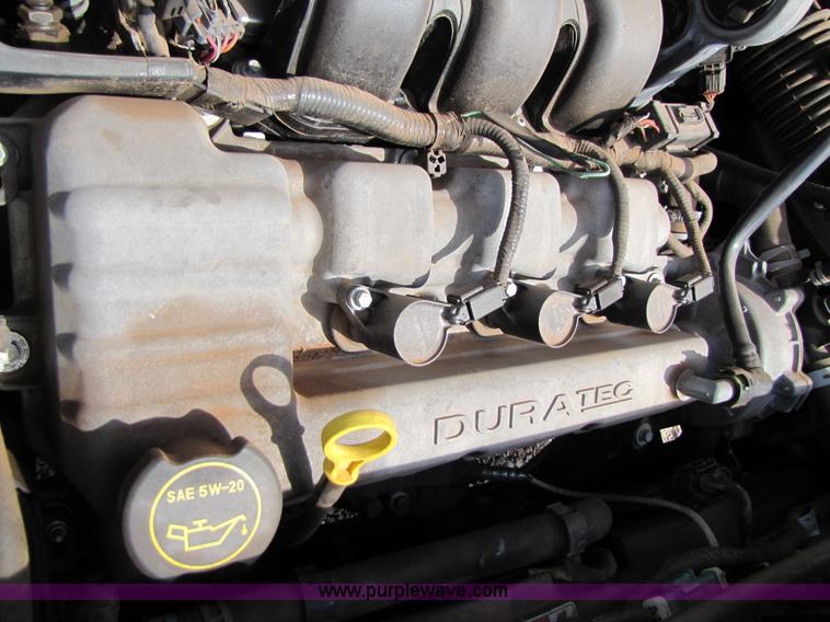 image for item 3444 2006 Ford Freestyle SE SUV