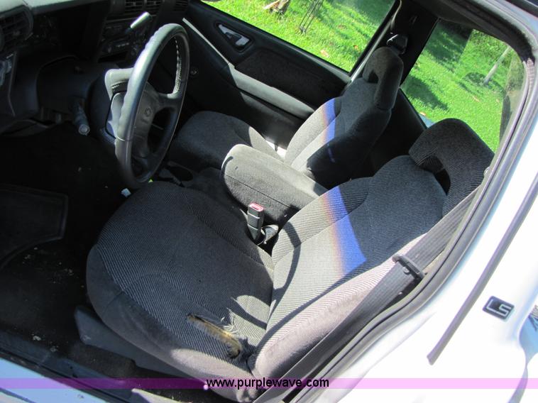 image for item 3459 1997 Chevrolet S10 pickup truck