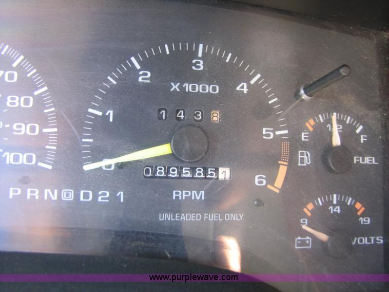 image for item 3459 1997 Chevrolet S10 pickup truck