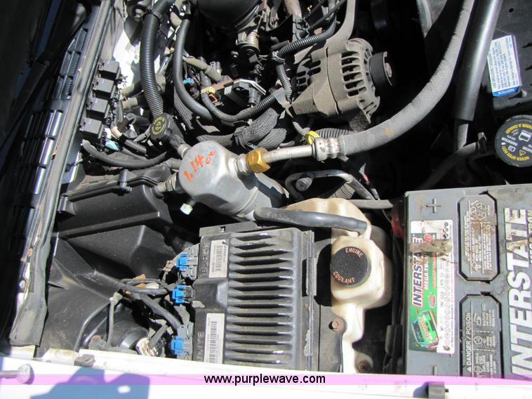 image for item 3459 1997 Chevrolet S10 pickup truck