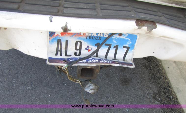 image for item 3459 1997 Chevrolet S10 pickup truck