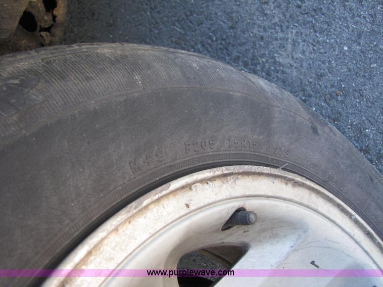 image for item 3459 1997 Chevrolet S10 pickup truck