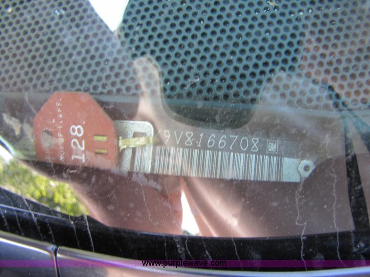 image for item 3459 1997 Chevrolet S10 pickup truck